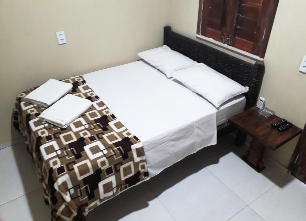 Casa de hóspedes Suítes Canaã *